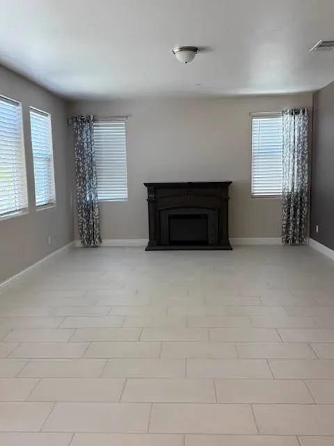 3963 Morris, Clovis — 11