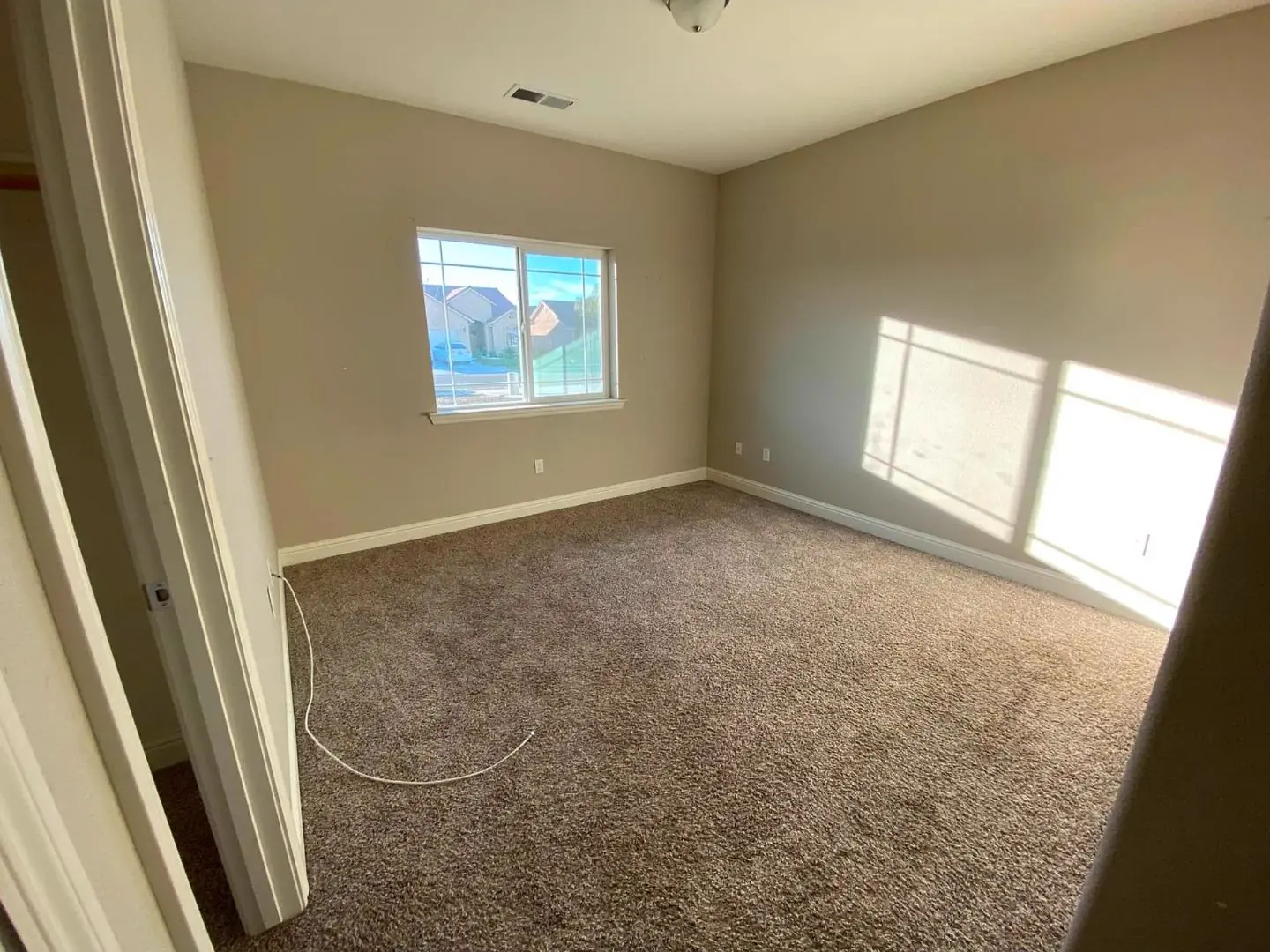 526 Castlerock Ct, Los Banos — 5