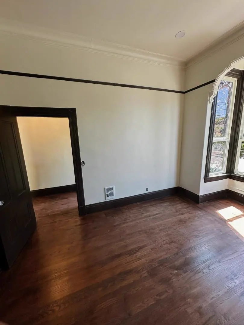 1210 Peralta St, Oakland — 6