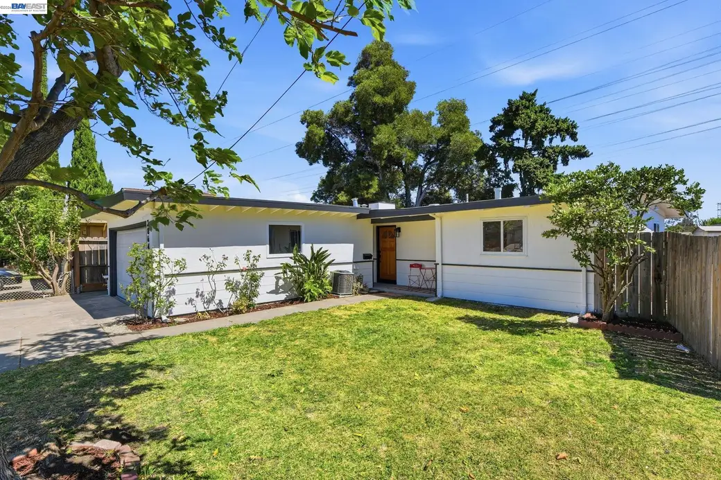 3864 Jamestown Road, Fremont — 4