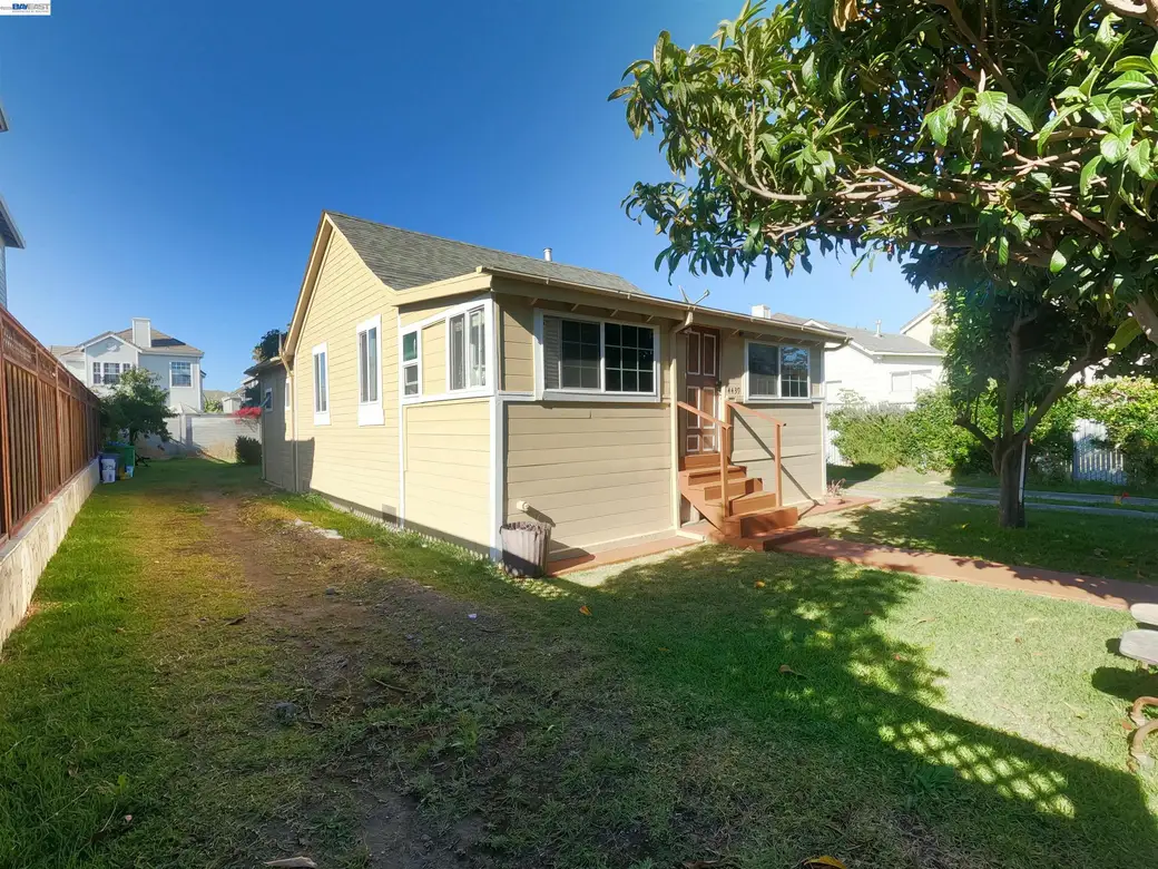 4439 Horner St, Union City — 3