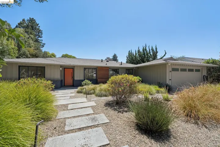 30 Blair Pl, Piedmont