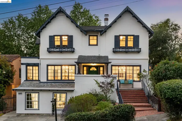 815 Paloma Ave, Oakland