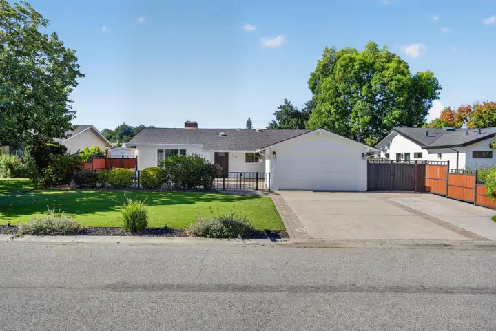 18397 Swarthmore Dr, Saratoga