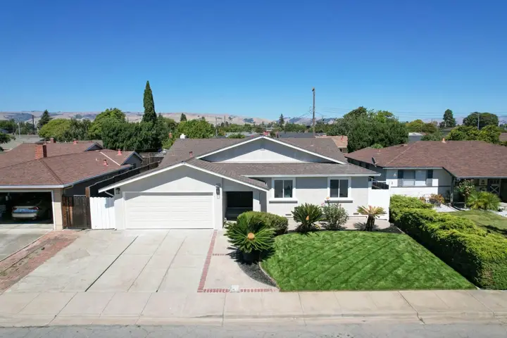 35168 Santiago St, Fremont