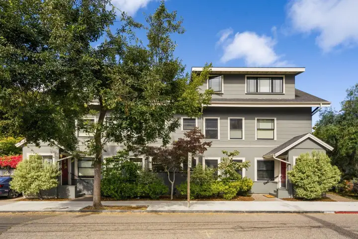 6395 Hillegass Ave, Oakland