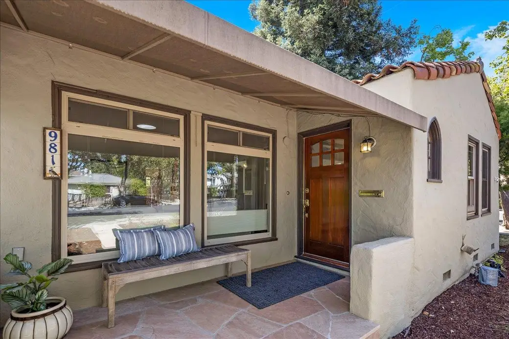 981 College Ave, Palo Alto — 2