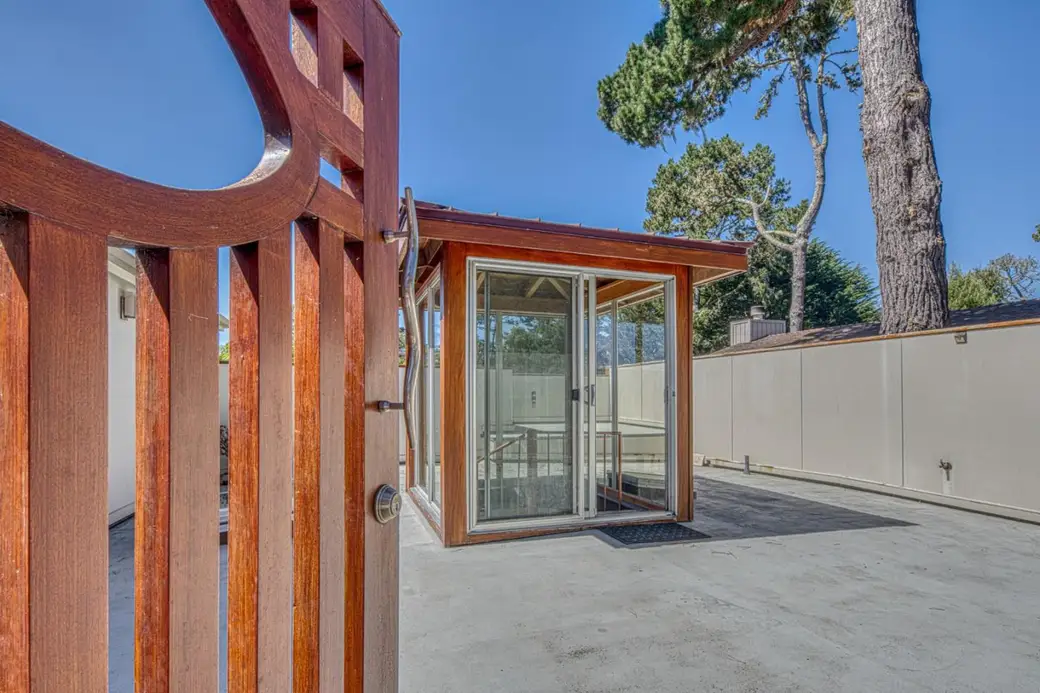 1104 Austin Ave, Pacific Grove — 2
