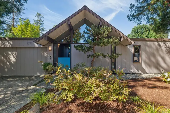 1070 Harriet St, Palo Alto