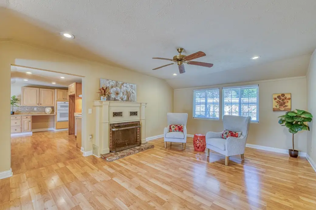 6575 Tustin Rd, Salinas — 3